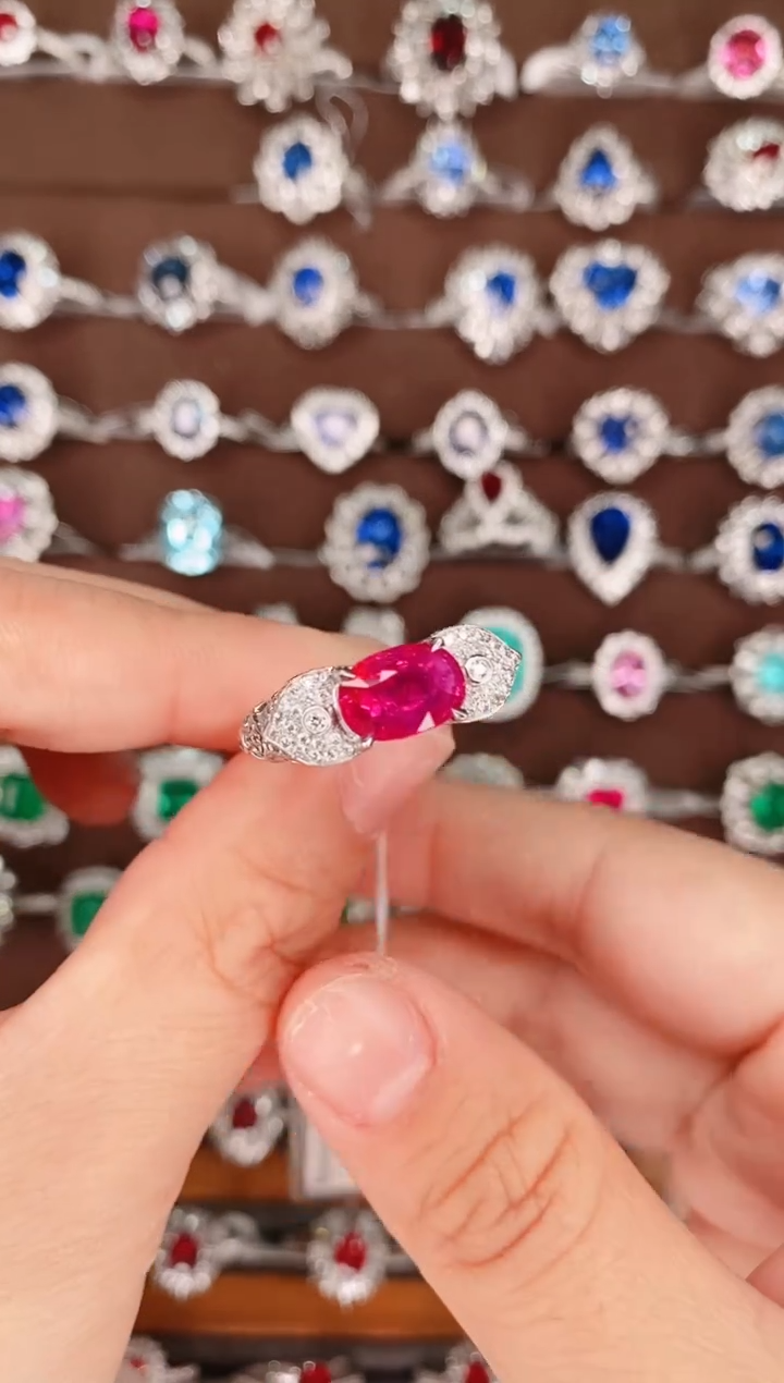 【闪购商品】红宝石18K金戒指18K金镶嵌无烧