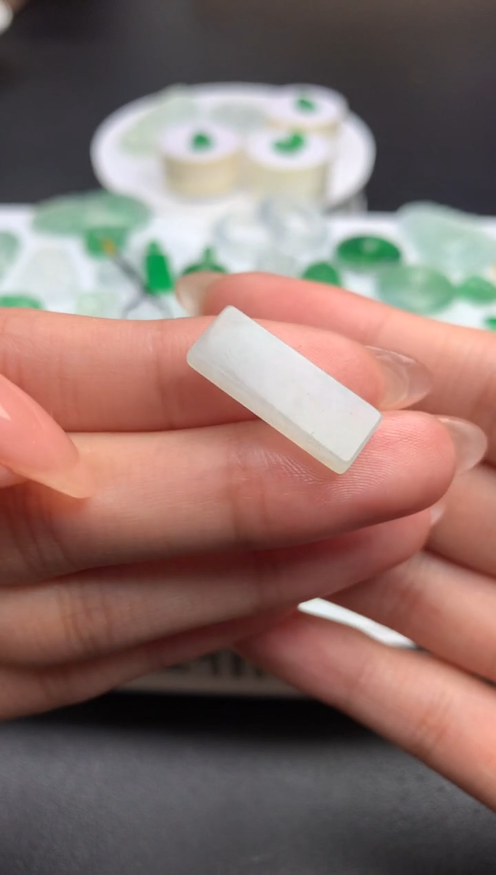 【闪购商品】定制翡翠未镶嵌毛货