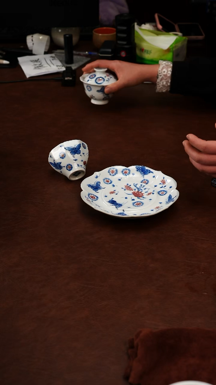 摆件陶景德镇瓷器，明成化青花瓷手绘茶具~