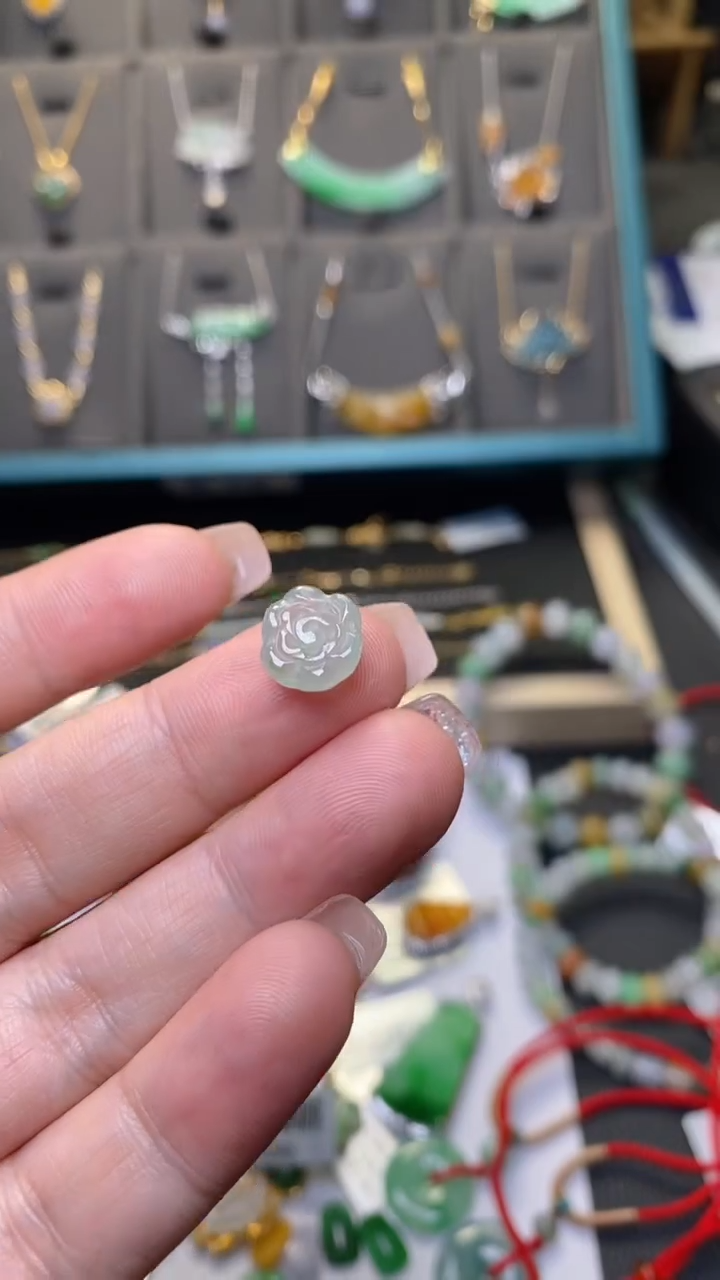 颈饰未镶嵌翡翠净货37416