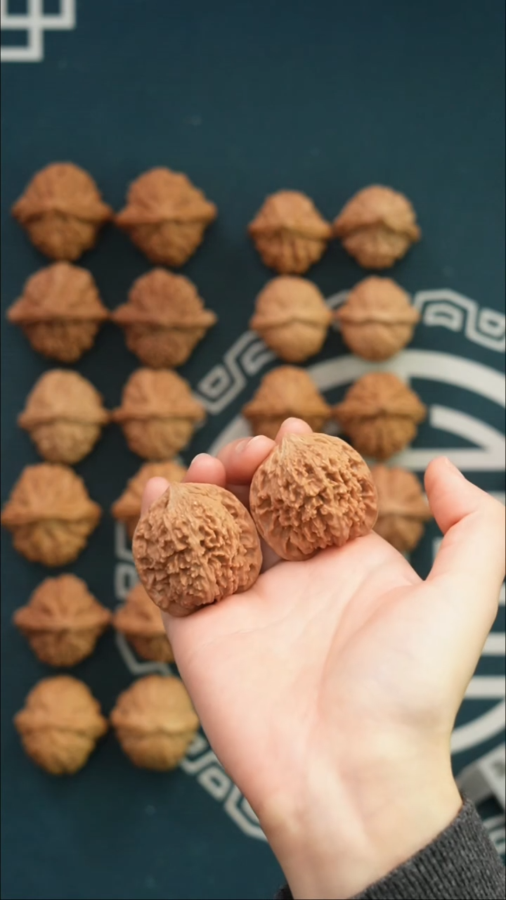 吊坠文玩核桃满天星38全