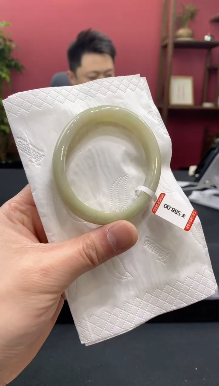 【闪购商品】翡翠手镯未镶嵌00003216
