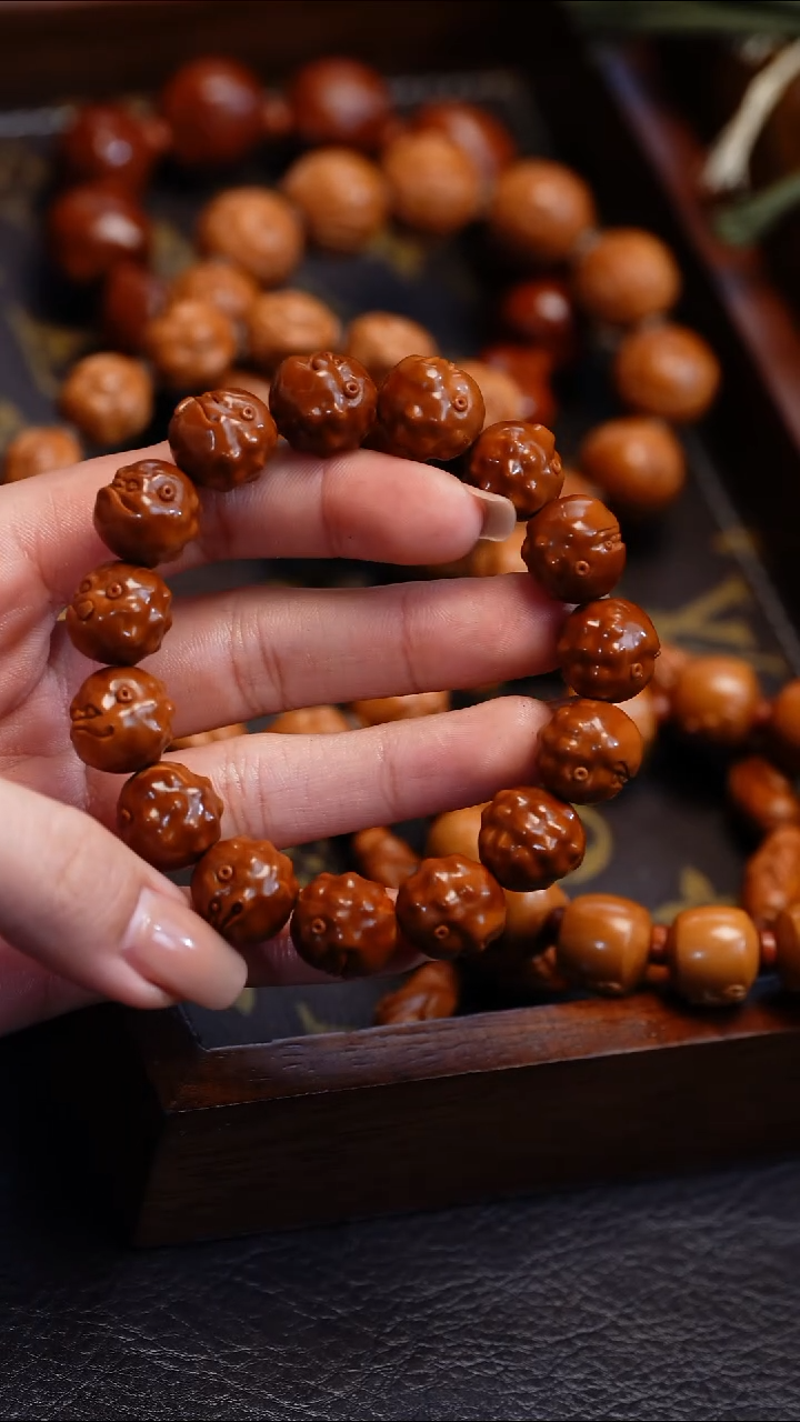 【闪购商品】橄榄核吊坠苏工橄榄核