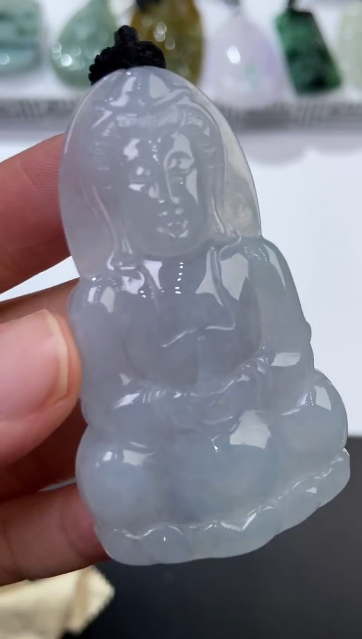 未镶嵌挂件翡翠374952  多人 