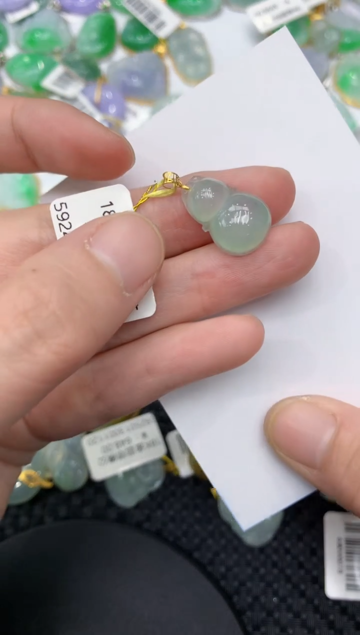 【闪购商品】翡翠颈饰18K金镶嵌1111111111