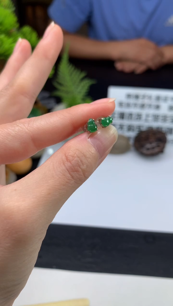 未镶嵌翡翠耳饰对***对---111384