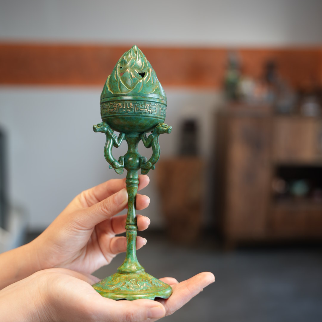 宽窄.铜制绿色高足博山香炉三龙盘香炉茶道零配高22.5口径5.7