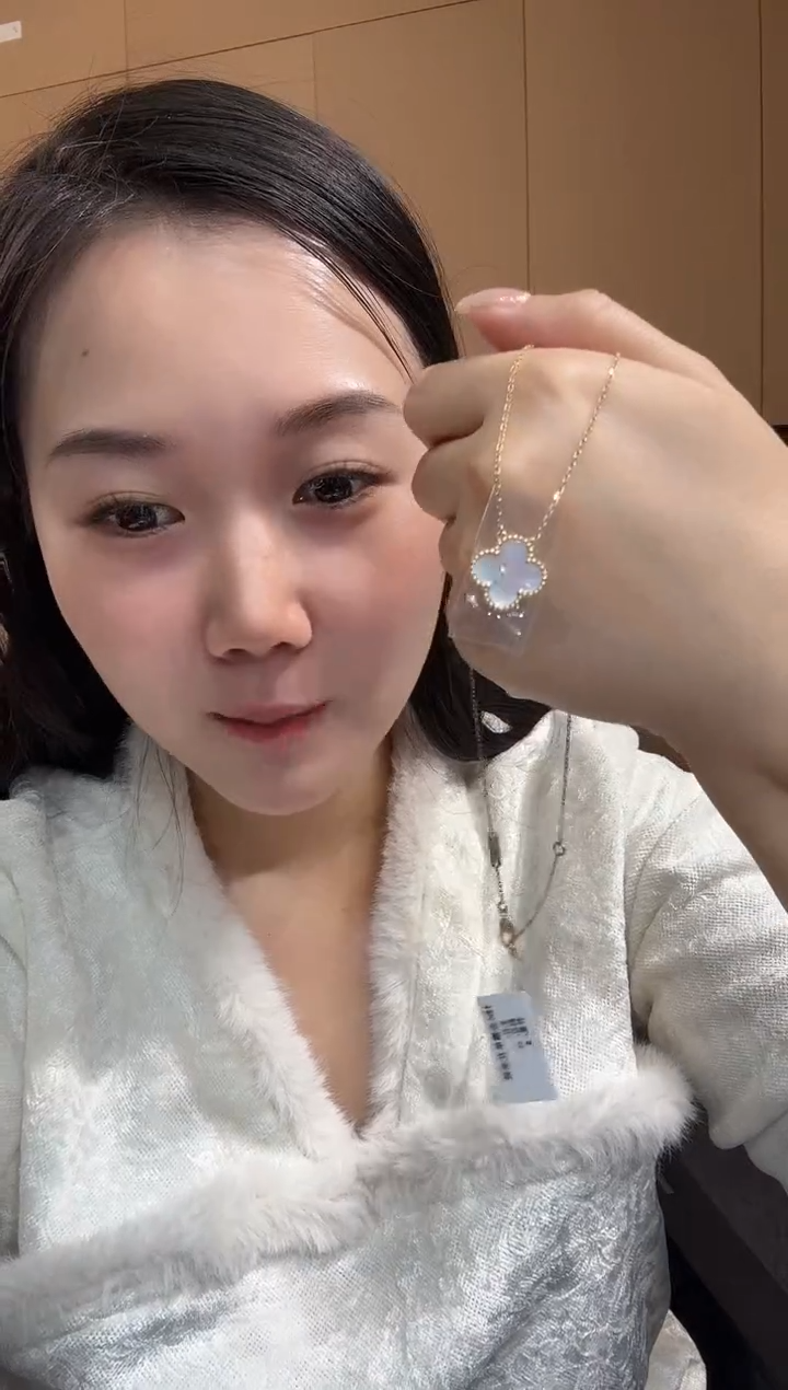 【闪购商品】贝壳（贝母）套链18K金镶嵌白色k黄四叶草套链GHJ25版ghj