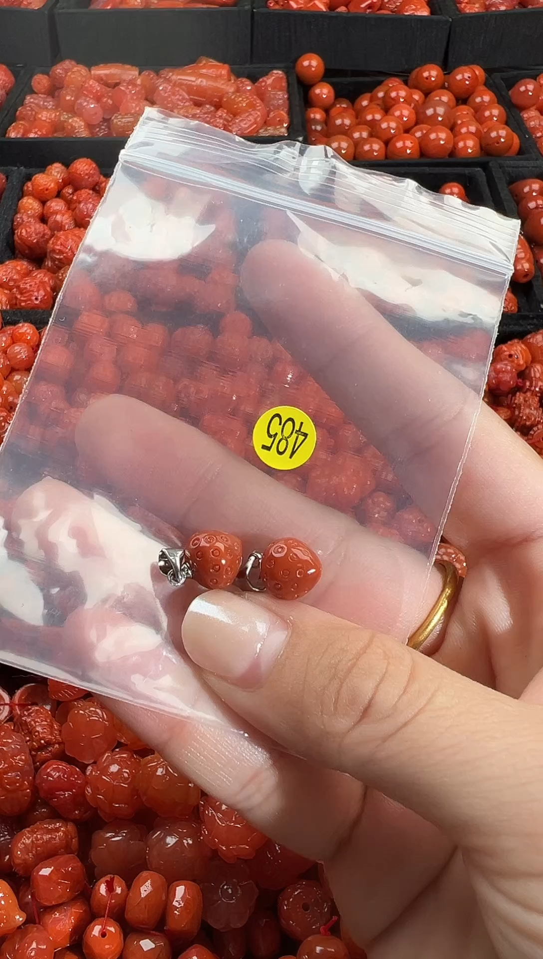 颈饰未镶嵌南红玛瑙1