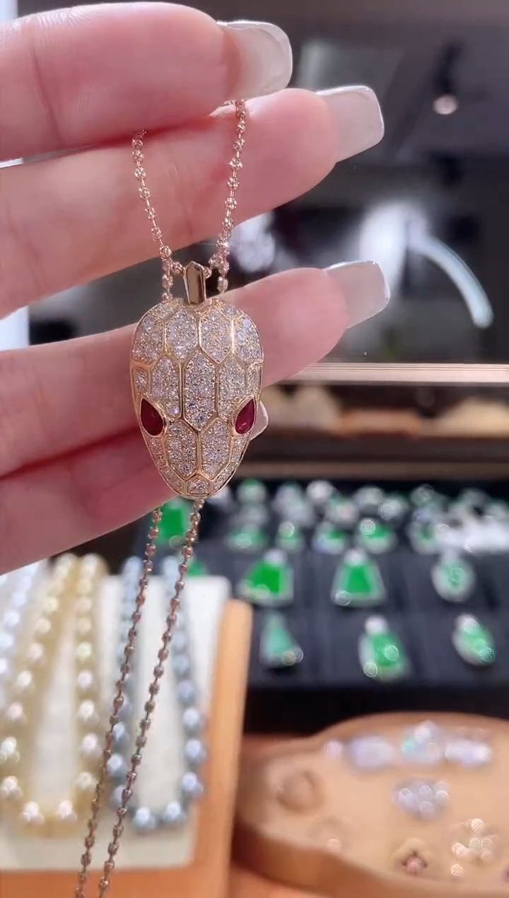 【闪购商品】实验室培育钻石吊坠18K金镶嵌吊坠（不含链）