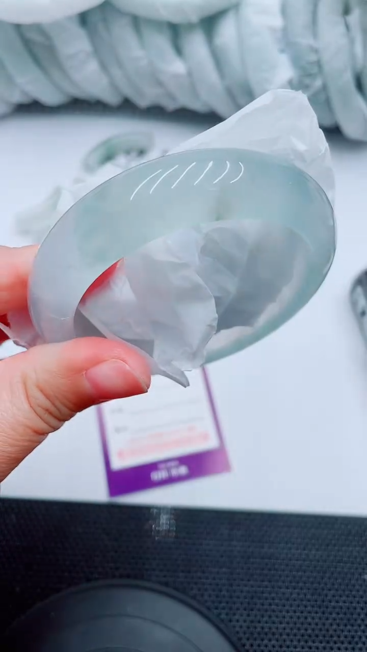 【闪购商品】石英质玉手镯未镶嵌D136-58-59