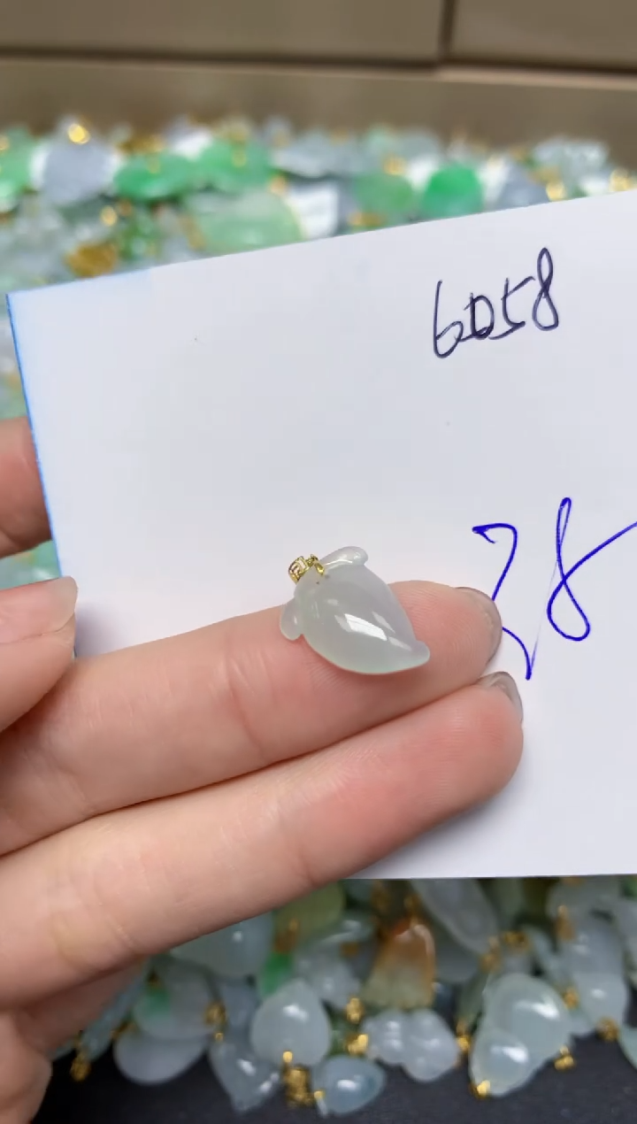 【闪购商品】翡翠颈饰18K金镶嵌天然翡翠A货