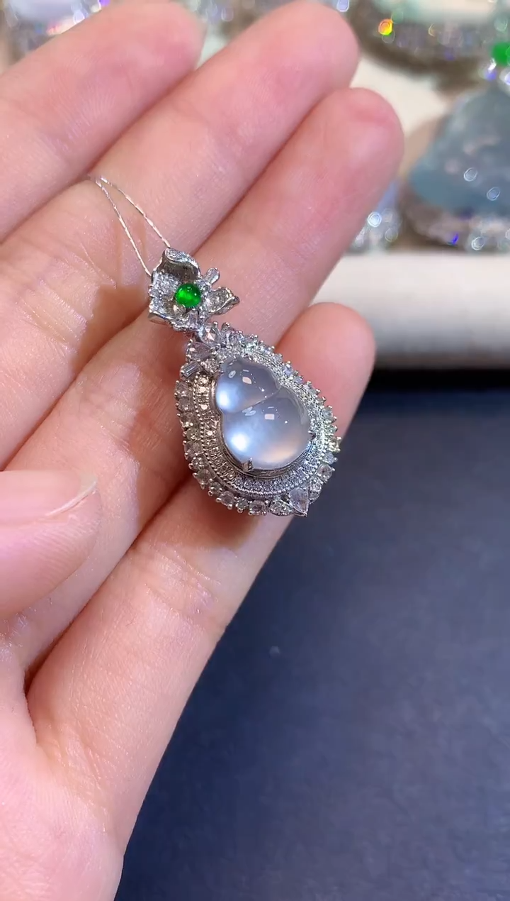 吊坠(不含链)18K金镶嵌翡翠S34 不含链