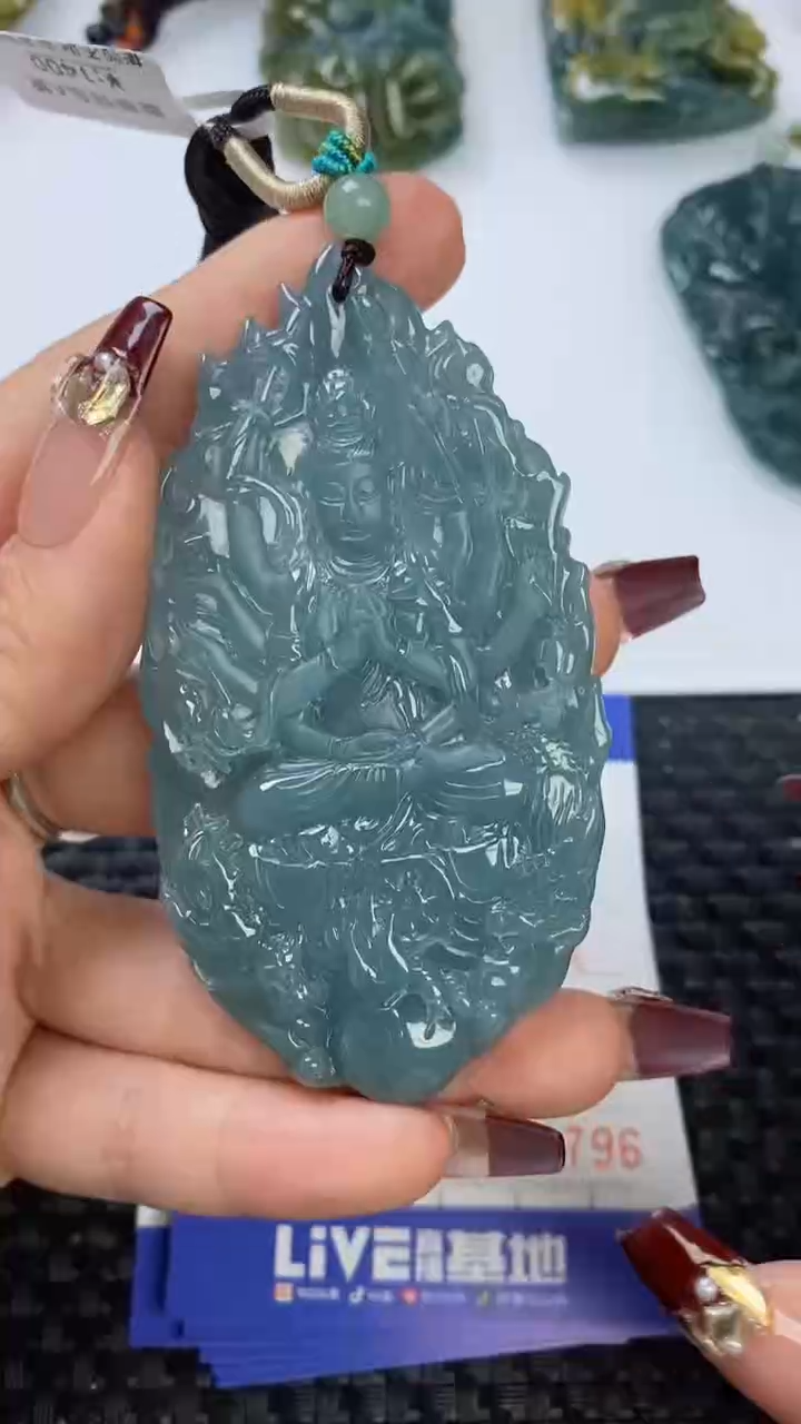 【闪购商品】翡翠颈饰未镶嵌111111111111111