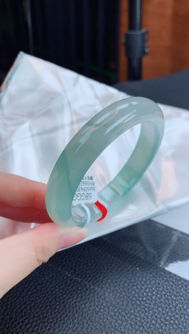 【闪购商品】翡翠手镯未镶嵌缅甸天然翡翠A货手镯