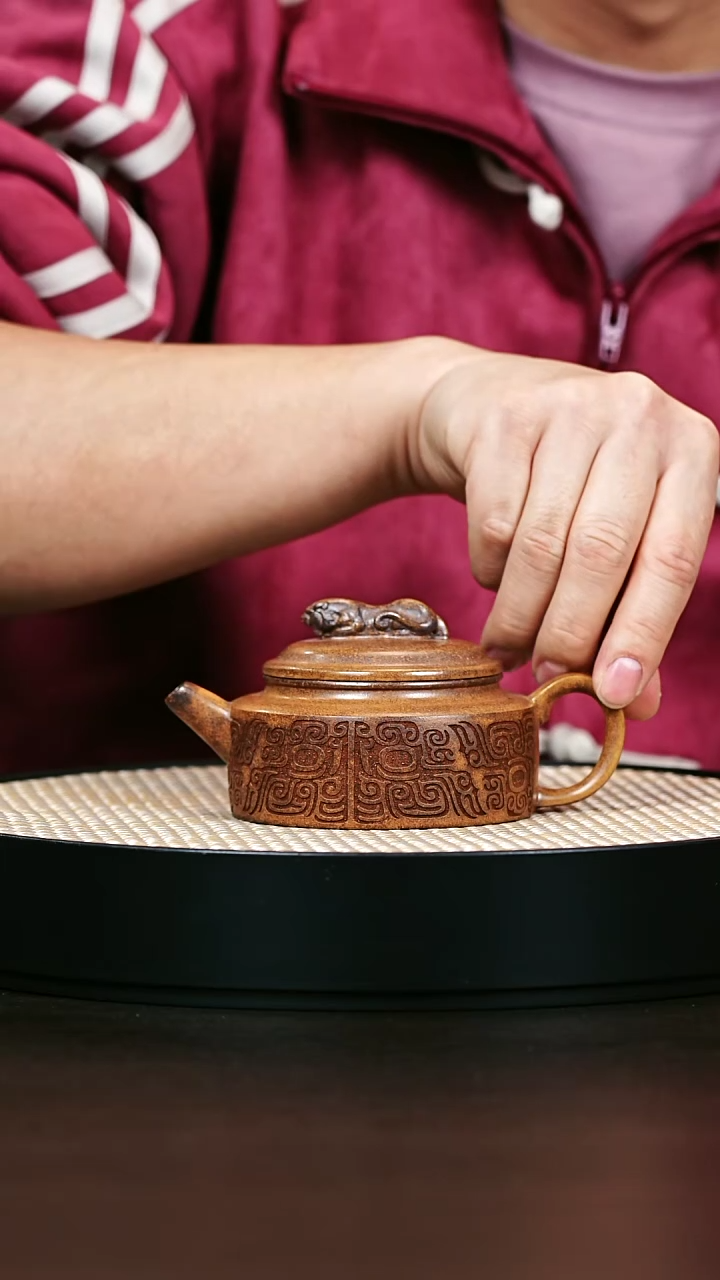 茶壶紫砂龙骨金砂柴烧卧虎藏龙周盘240cc