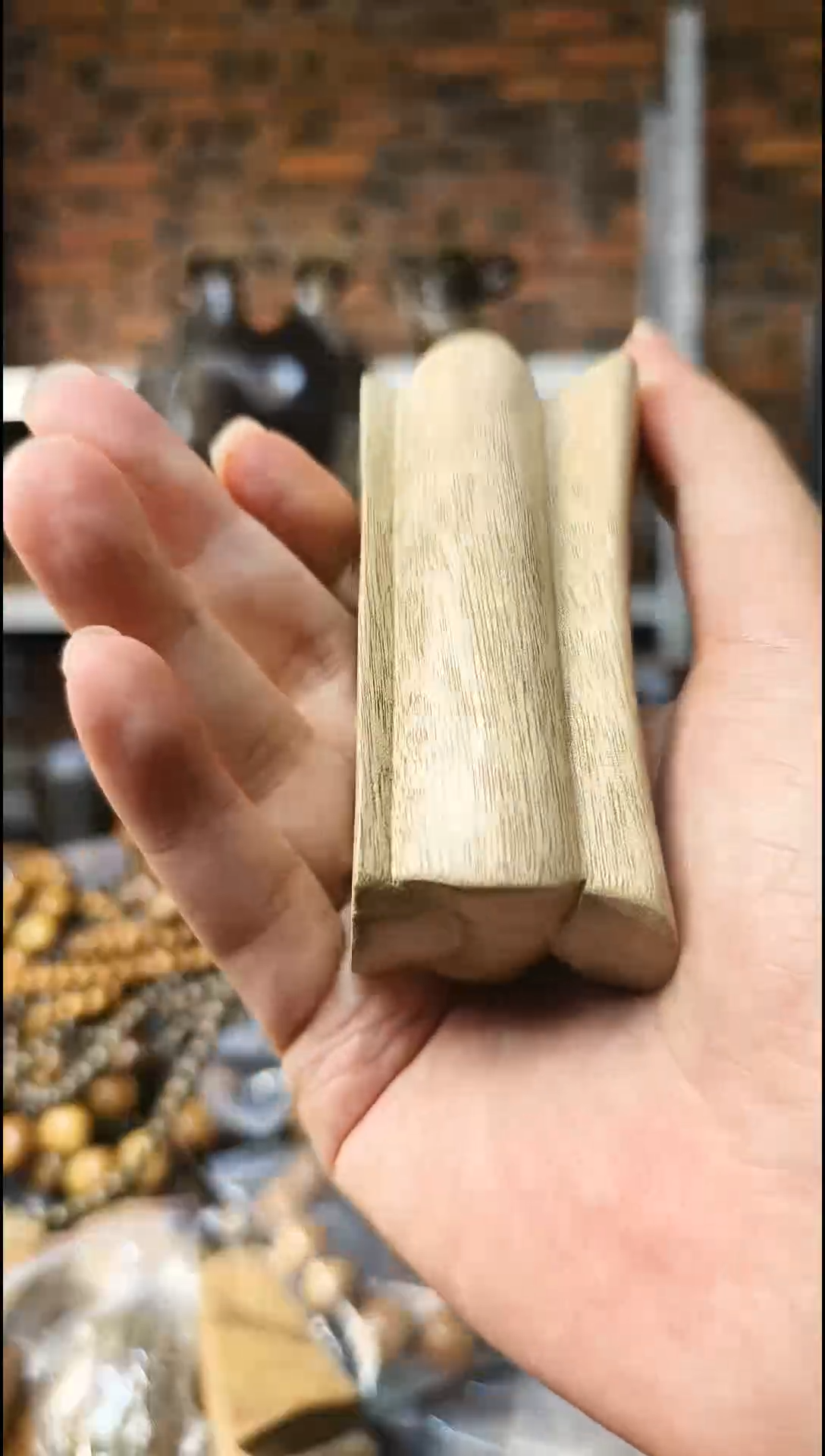 【闪购商品】金丝楠见棺发财手把件
