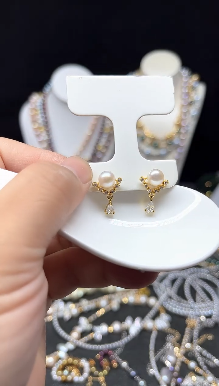 【闪购商品】淡水珍珠耳饰未镶嵌多人