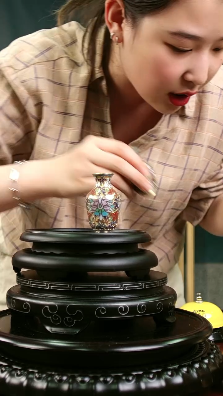 非遗 景泰蓝金地小赏瓶 带回流证书 