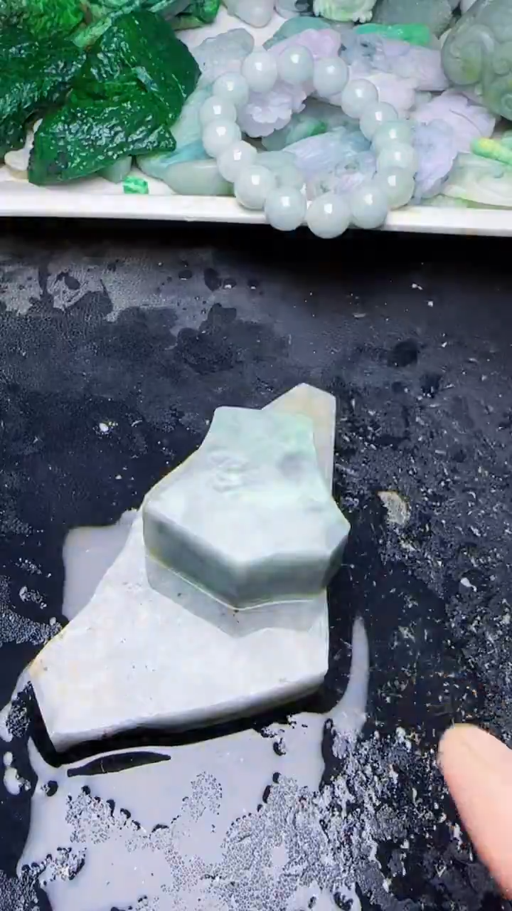 未镶嵌挂件翡翠130