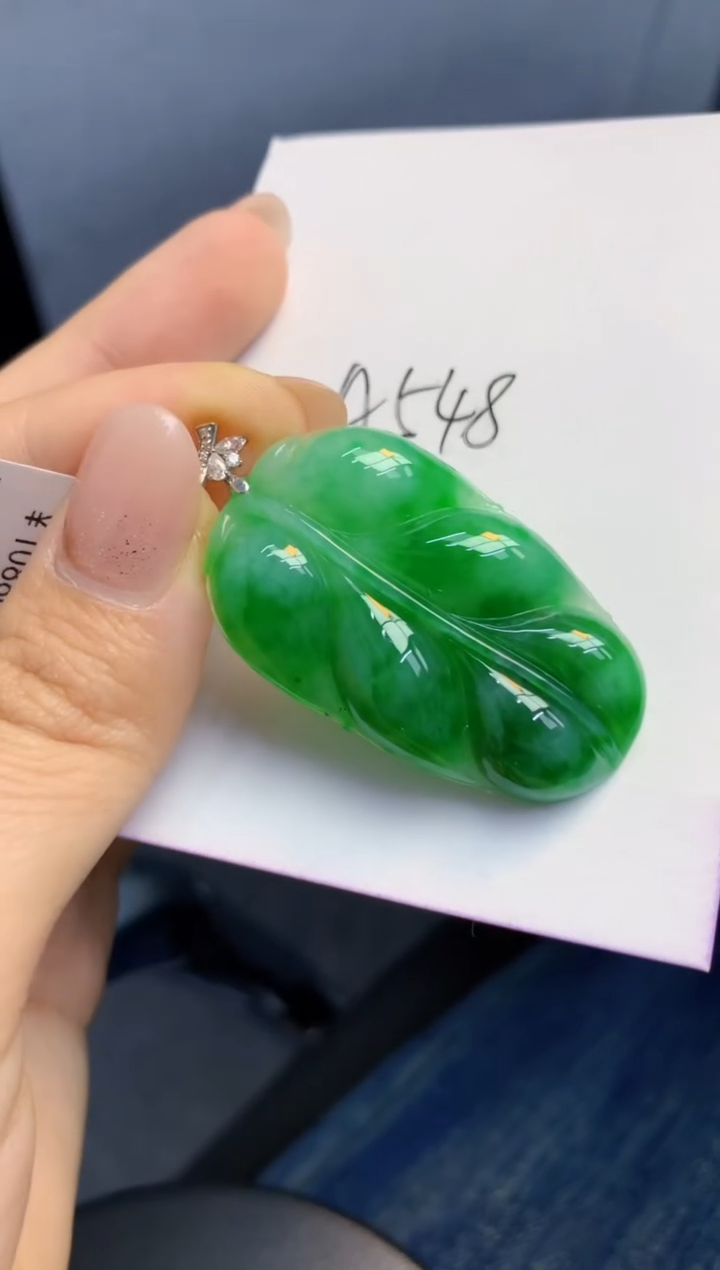 颈饰18K金镶嵌翡翠天然A货缅甸翡翠百元以上9元证书费自理