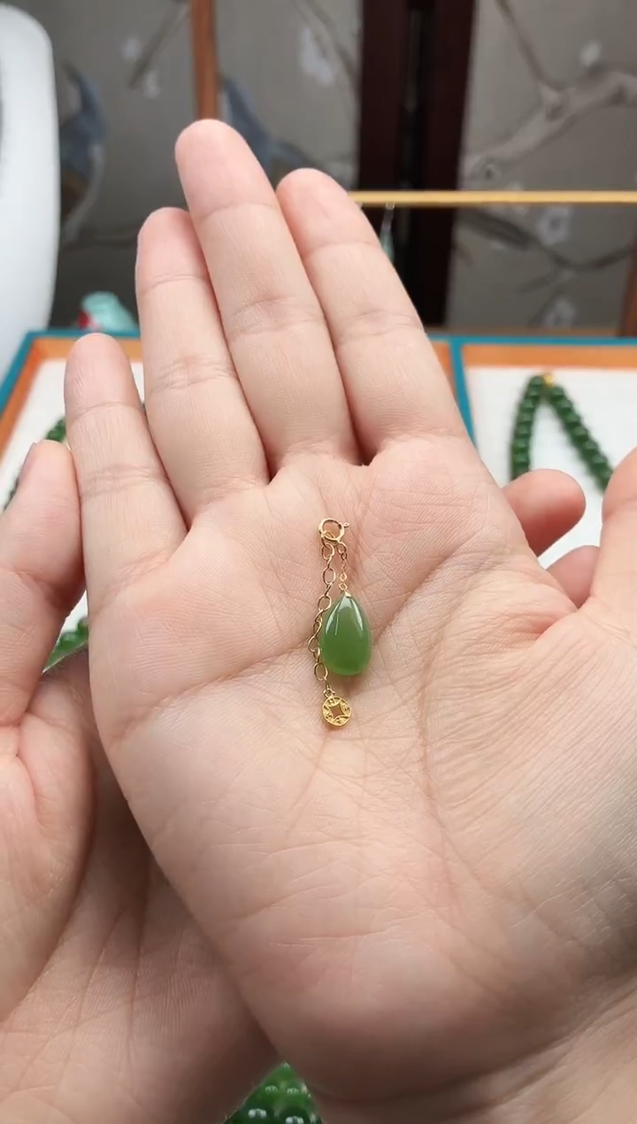 吊坠(不含链)18K金镶嵌和田玉（碧玉）囍*呀提溜吊坠