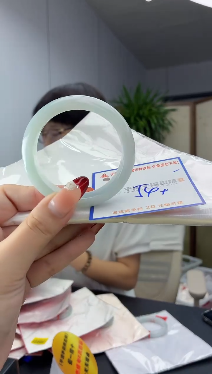 翡翠手镯未镶嵌111111111