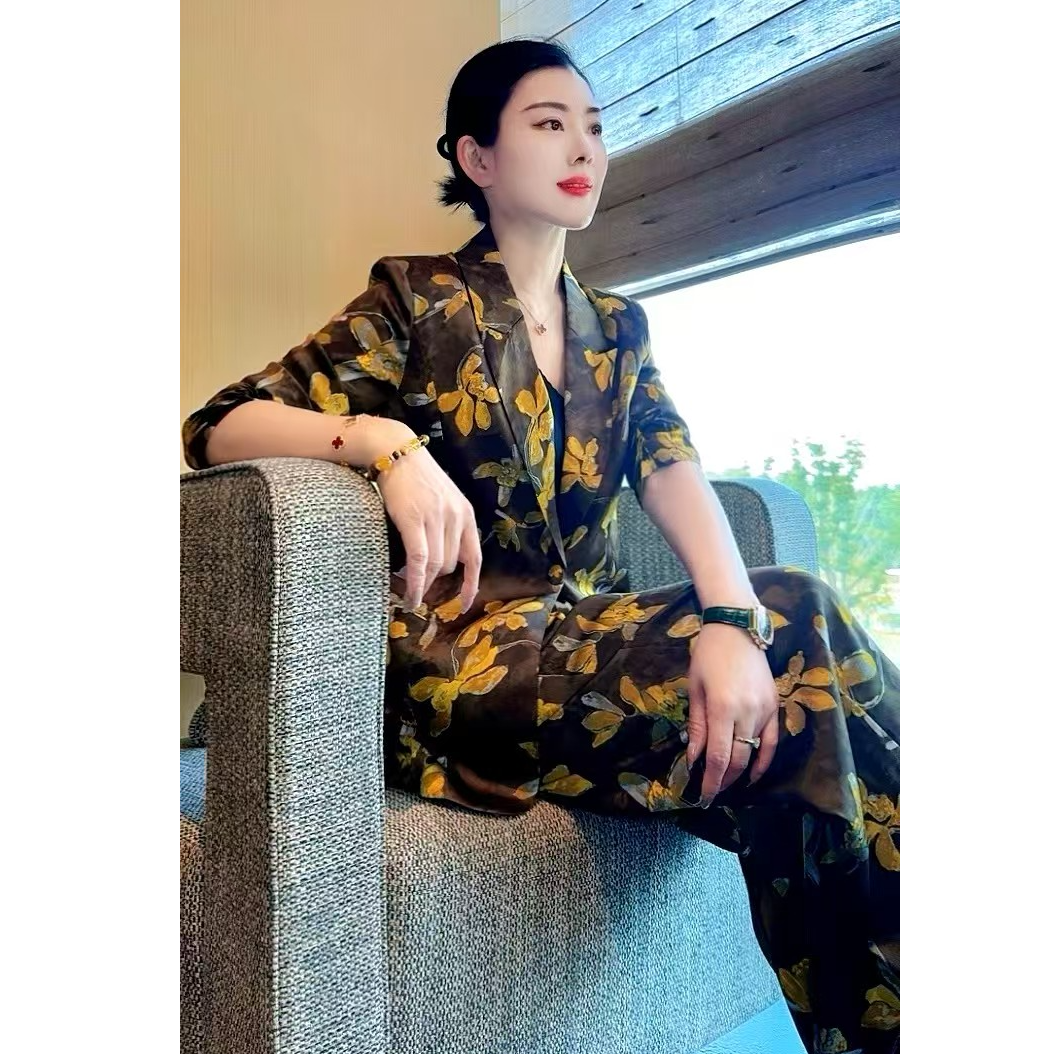 新款时尚西装套装 春季新款女士套装 女士西装西服K17