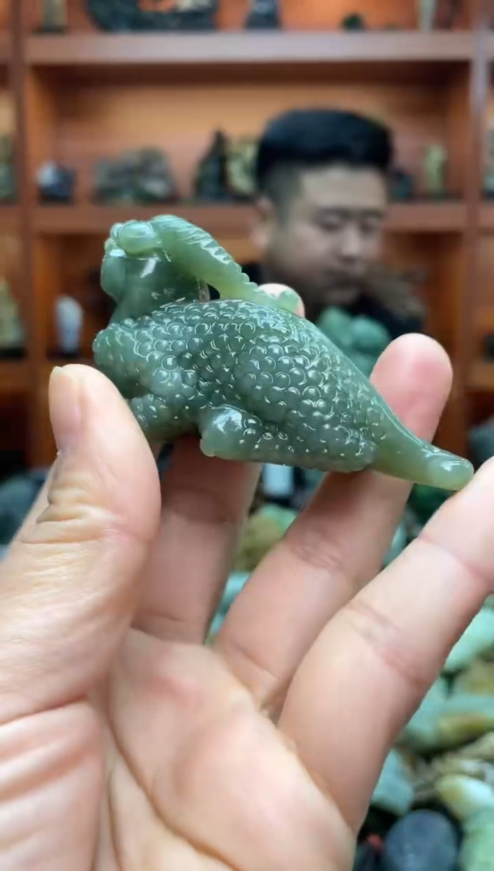 未镶嵌和田玉把件1