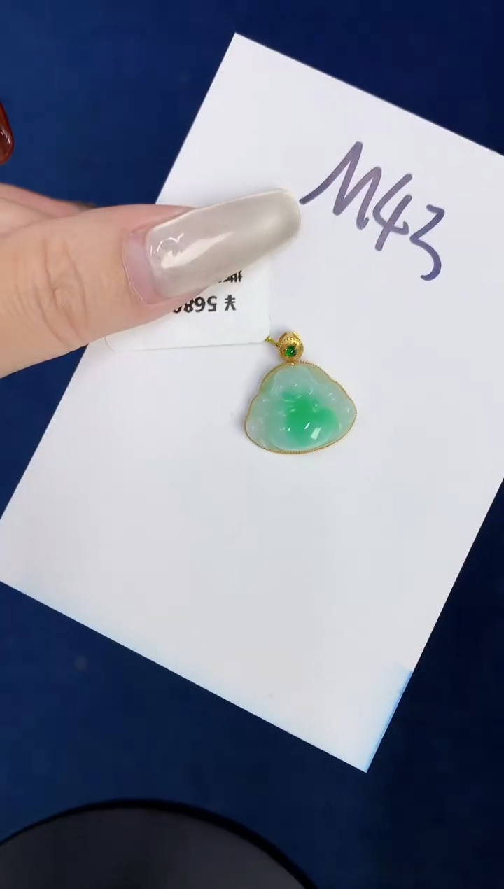 【闪购商品】翡翠颈饰18K金镶嵌0000000000