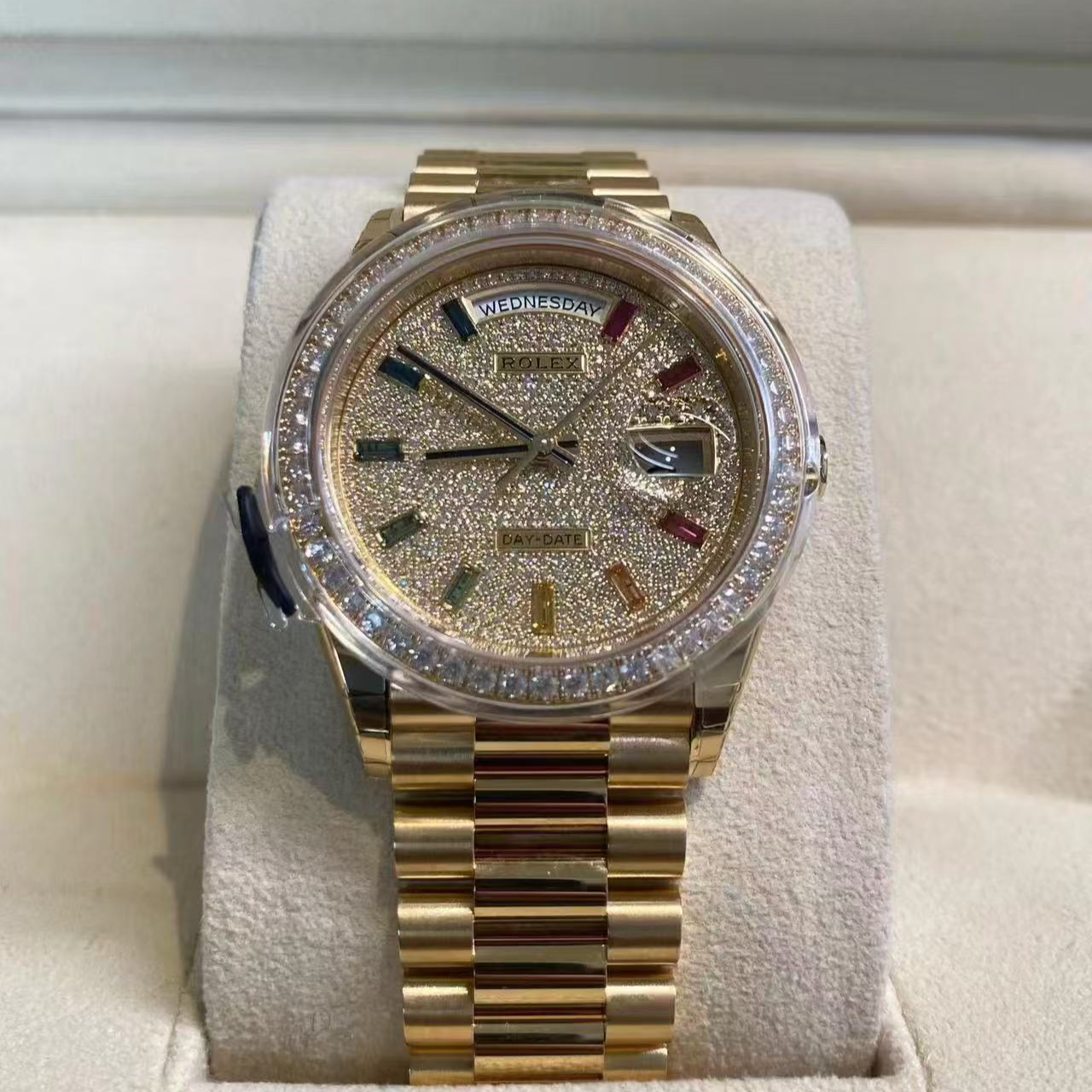 全新未使用 Rolex/劳力士 星期日历型 m128348rbr圈钻彩宝 未使用