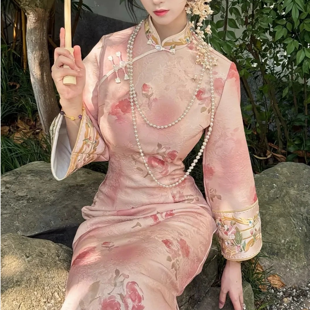 画报金夫人 自制秋冬厚款针织提花旗袍 英花月夕倒大袖