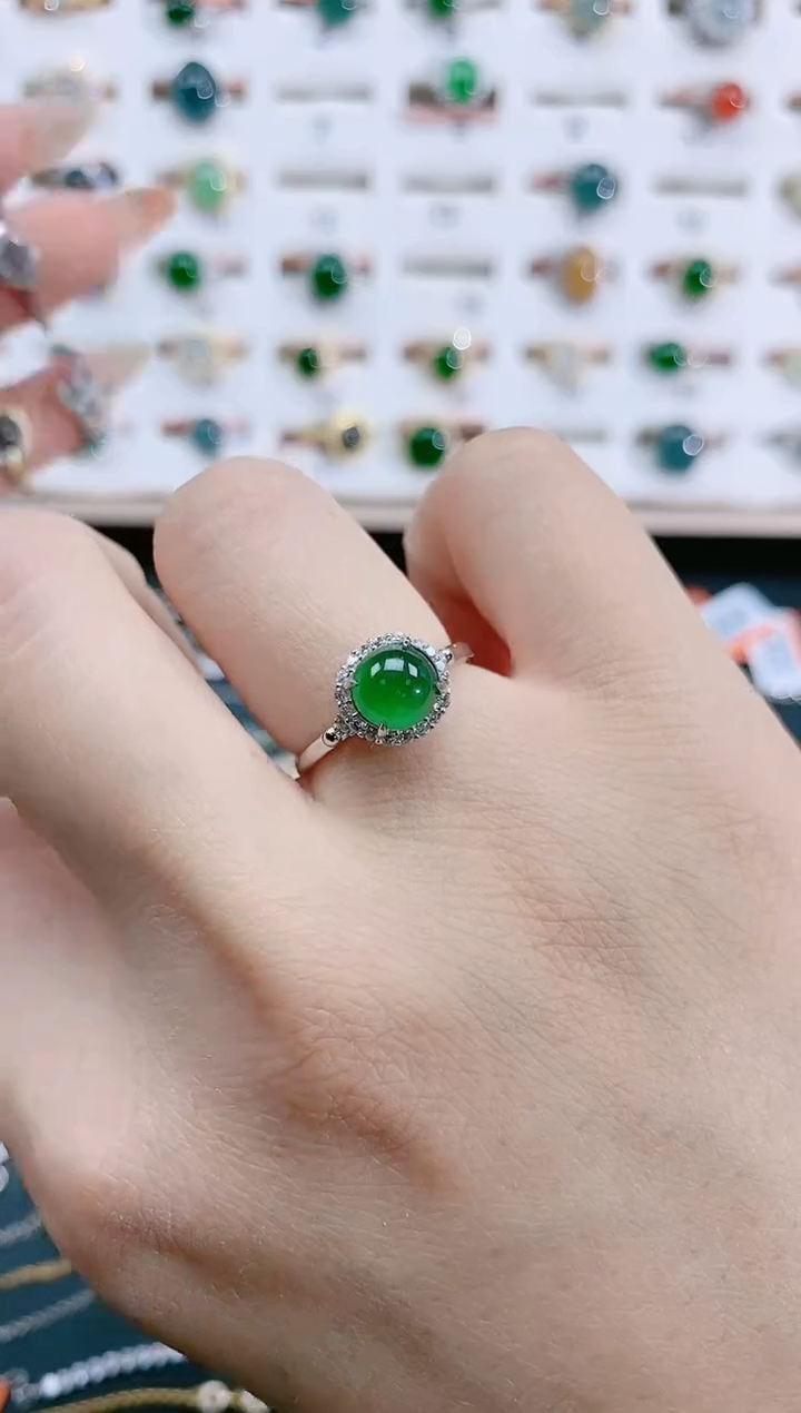 翡翠戒指银S925镶嵌天然翡翠