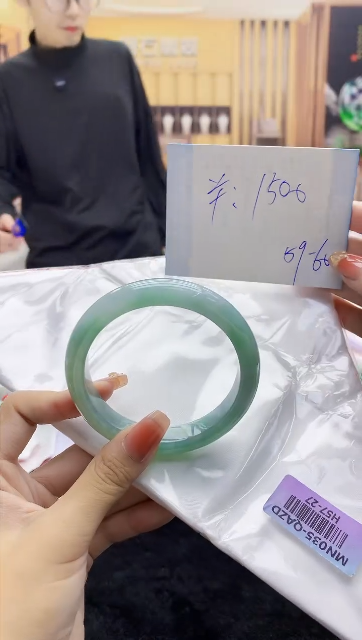 【闪购商品】翡翠手镯未镶嵌    H57-27