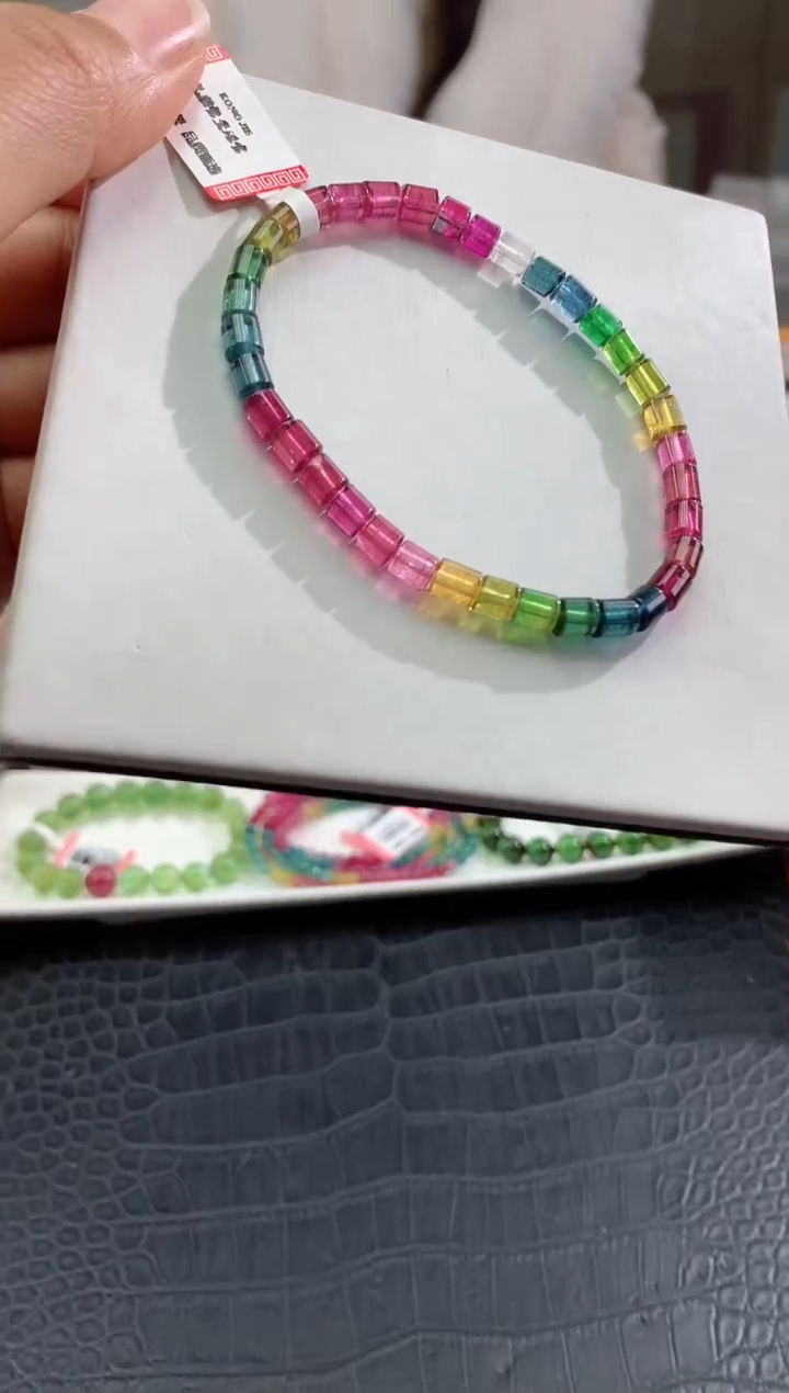 【闪购商品】碧玺手串未镶嵌多样性发一条