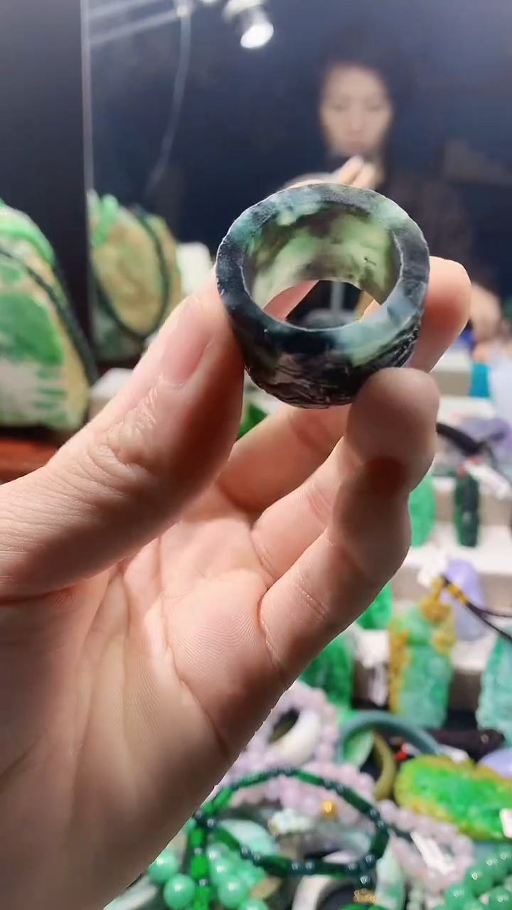 颈饰未镶嵌翡翠天然缅甸a货翡翠