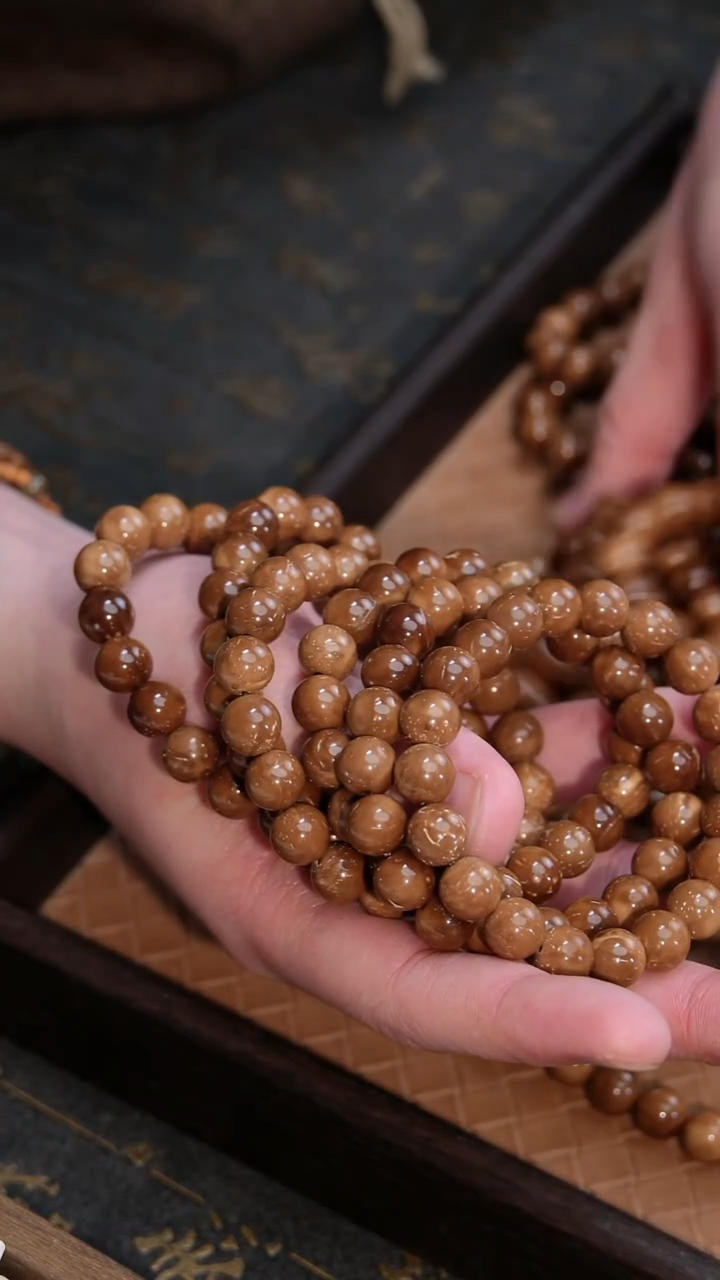 手串库克红棕圆珠10mm微瑕