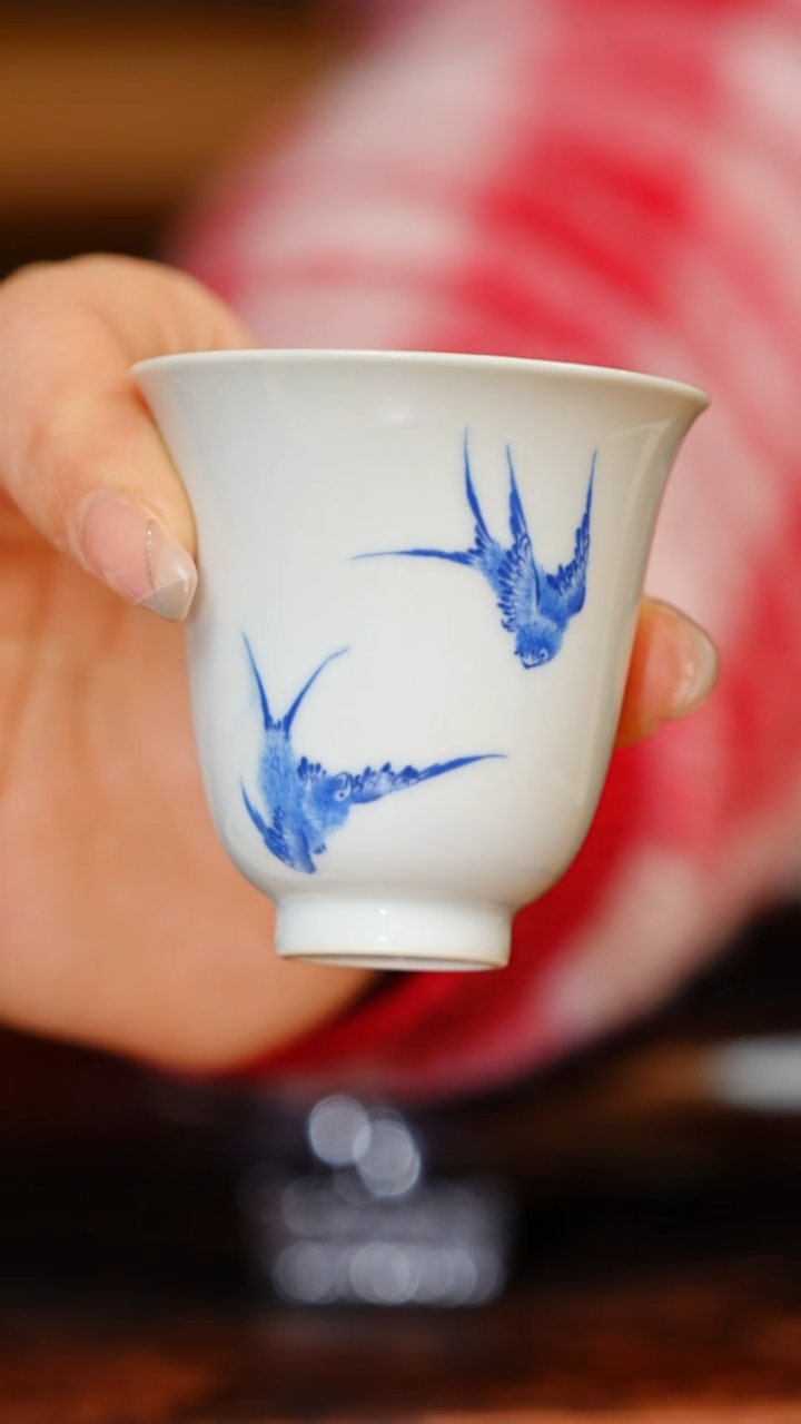 【闪购商品】古窑御器柴窑青花燕子闻香杯