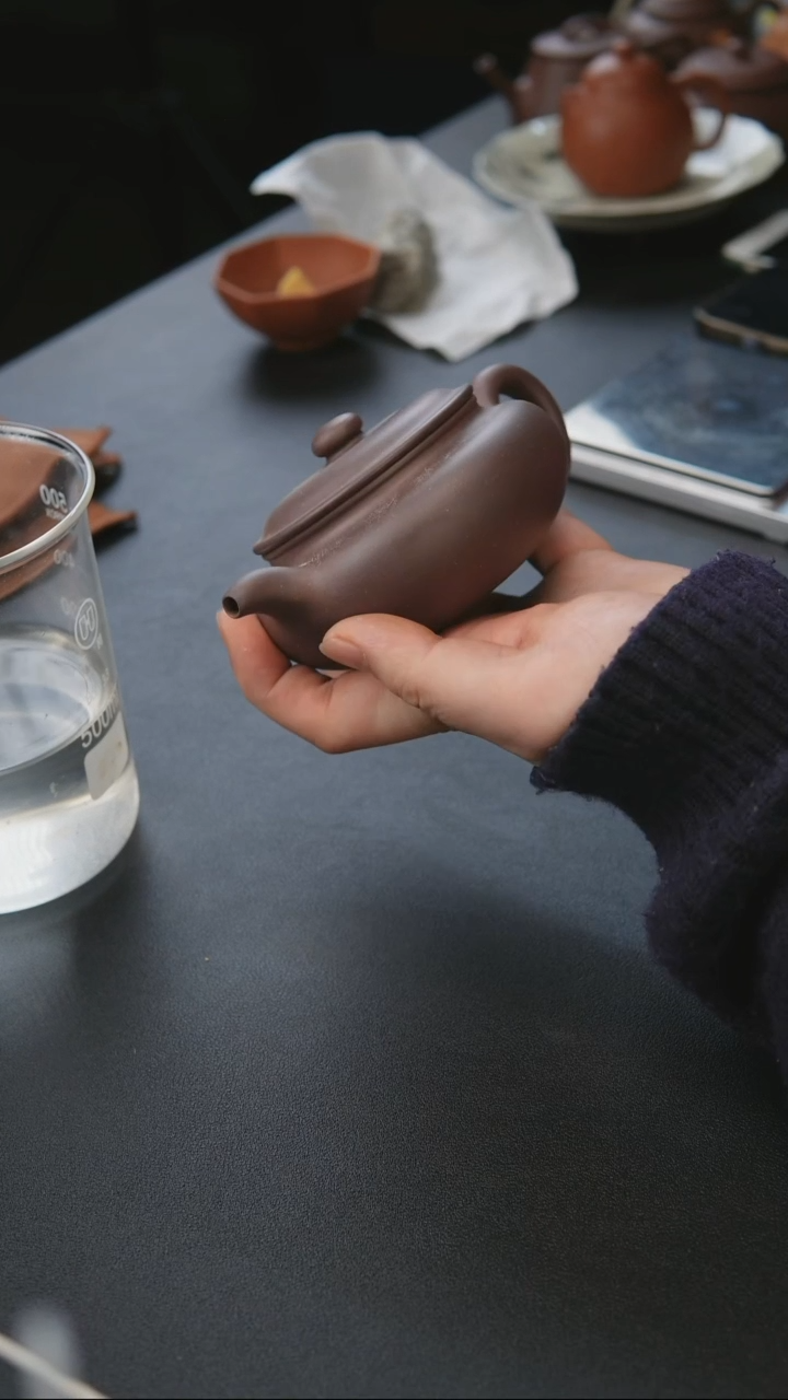 【闪购商品】紫砂茶壶紫砂壶清灰紫扁腹200cc