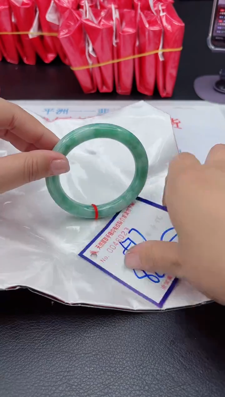 【闪购商品】翡翠手镯未镶嵌11111111111