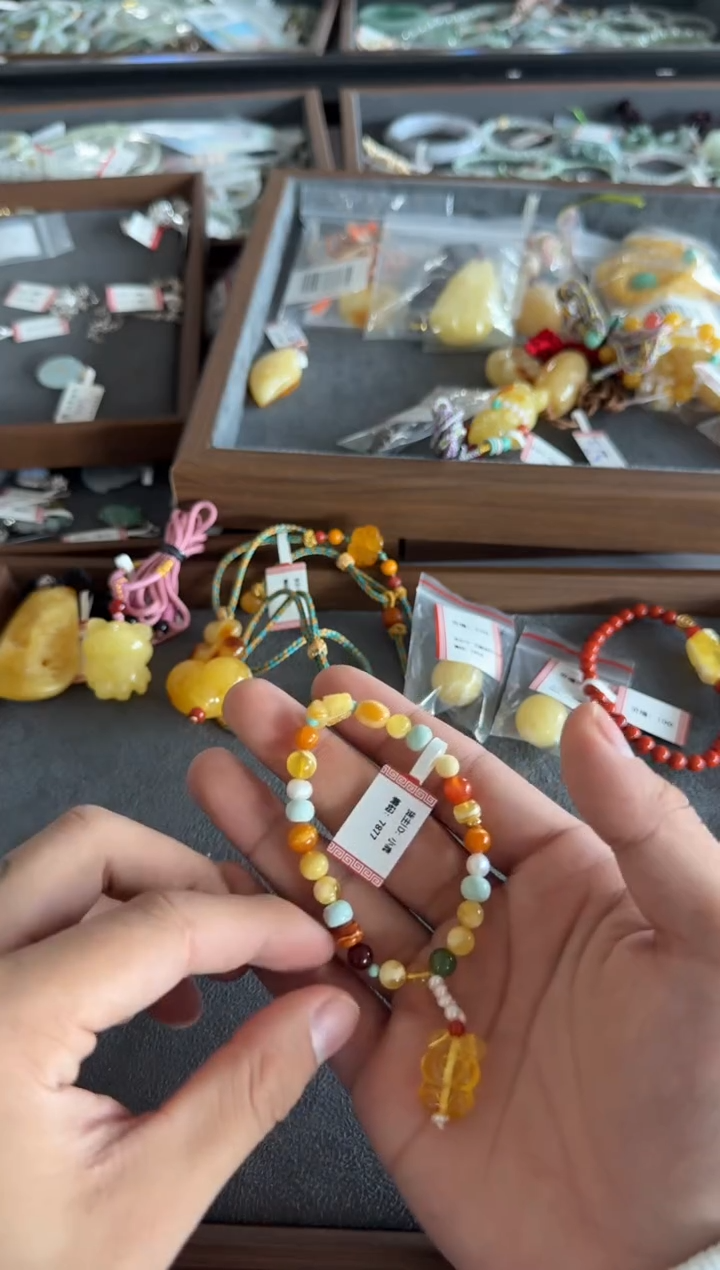 蜜蜡颈饰未镶嵌7877号买断