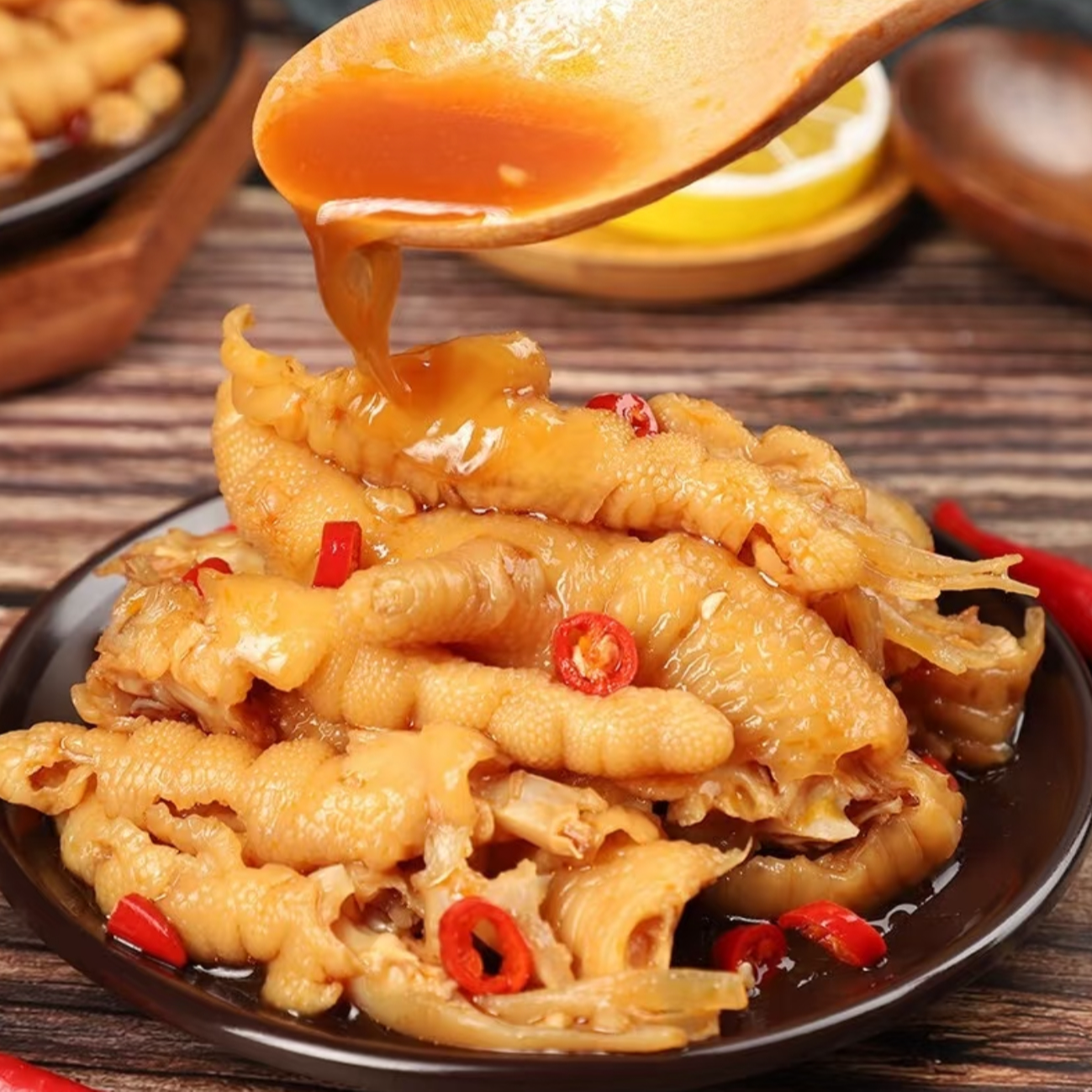 【次日达买一斤送一斤】网红柠檬酸辣无骨鸡爪零食