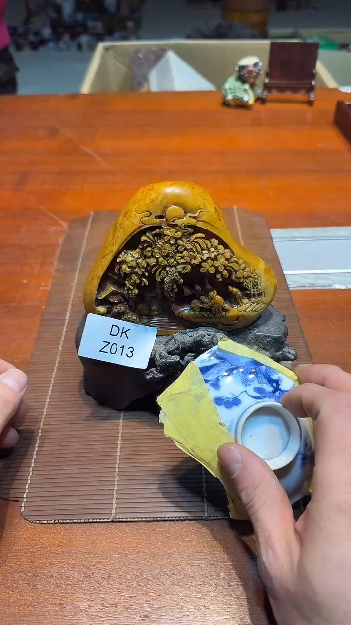 瓷片勇**心哈哈哈哈哈013