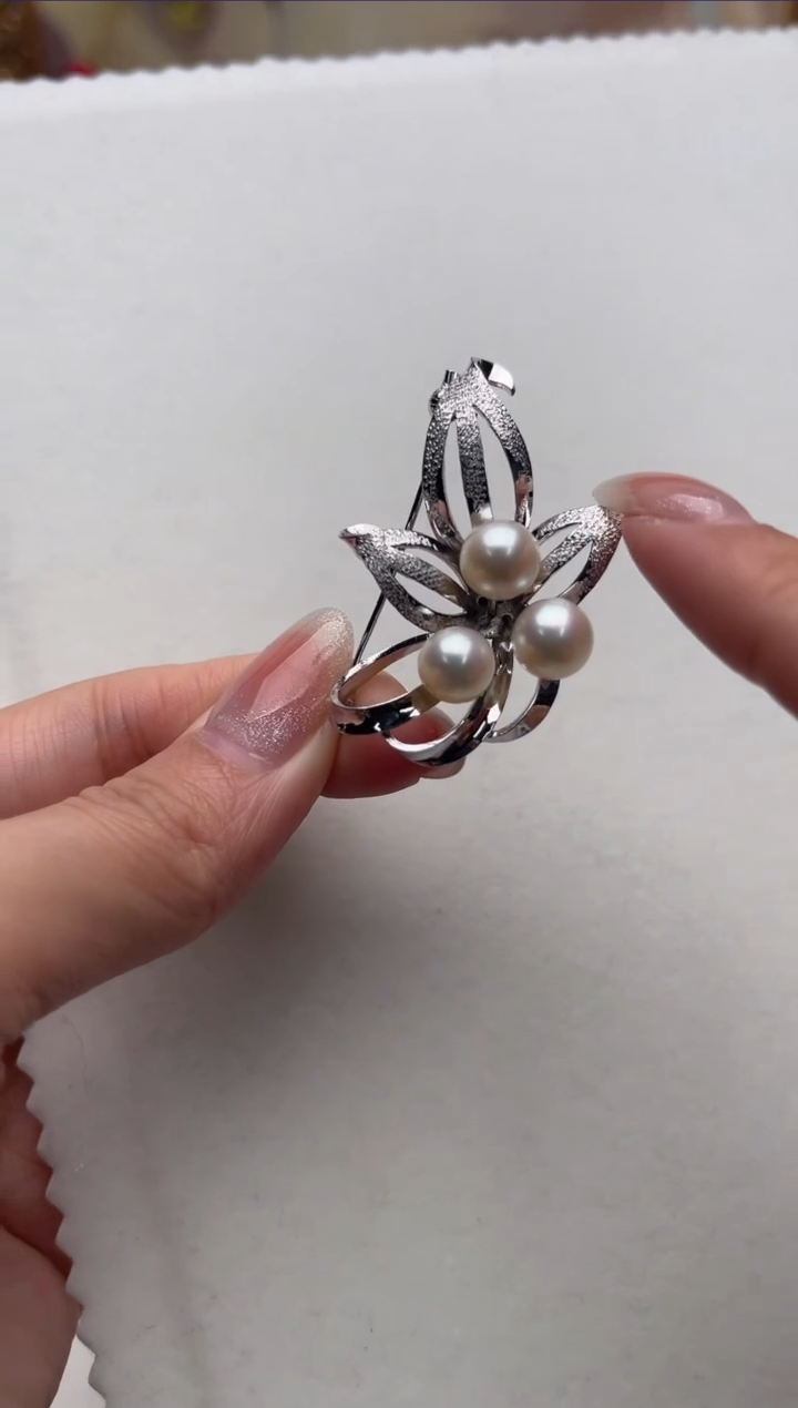 【闪购商品】海水珍珠胸针合金ad4432