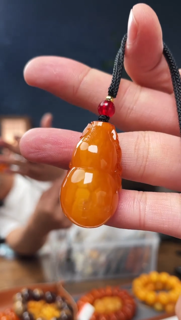 【闪购商品】蜜蜡珠宝奇石未镶嵌多样性发货发其一假一赔四
