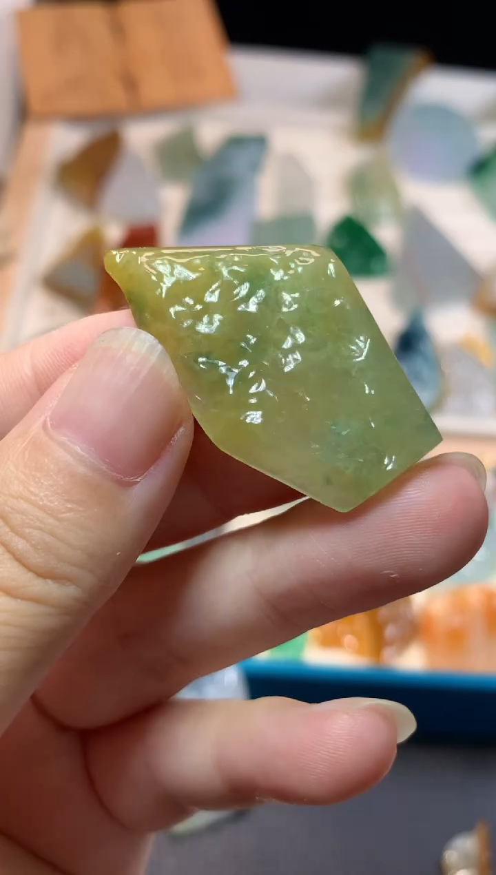 吊坠(不含链)未镶嵌翡翠吊坠