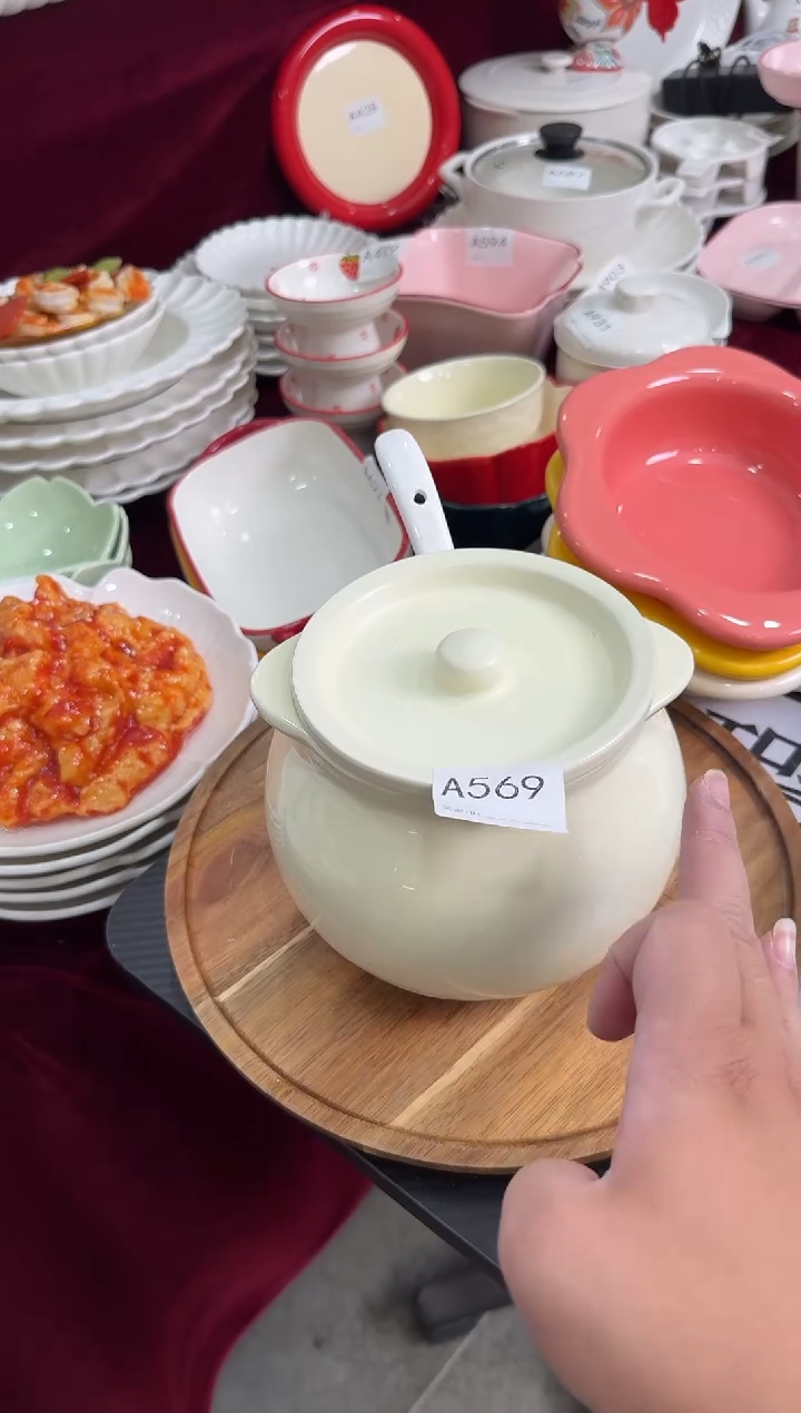 摆件陶A569 黄色猪油罐配勺子