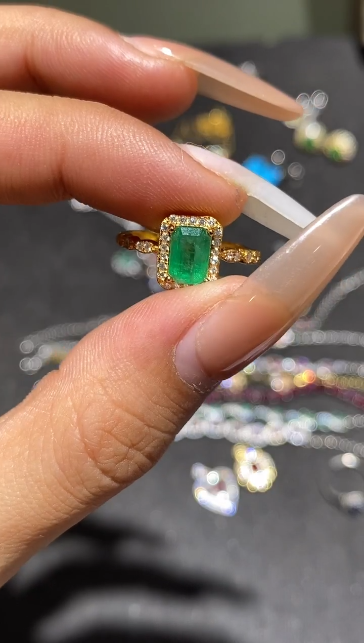 银S925镶嵌戒指祖母绿戒指