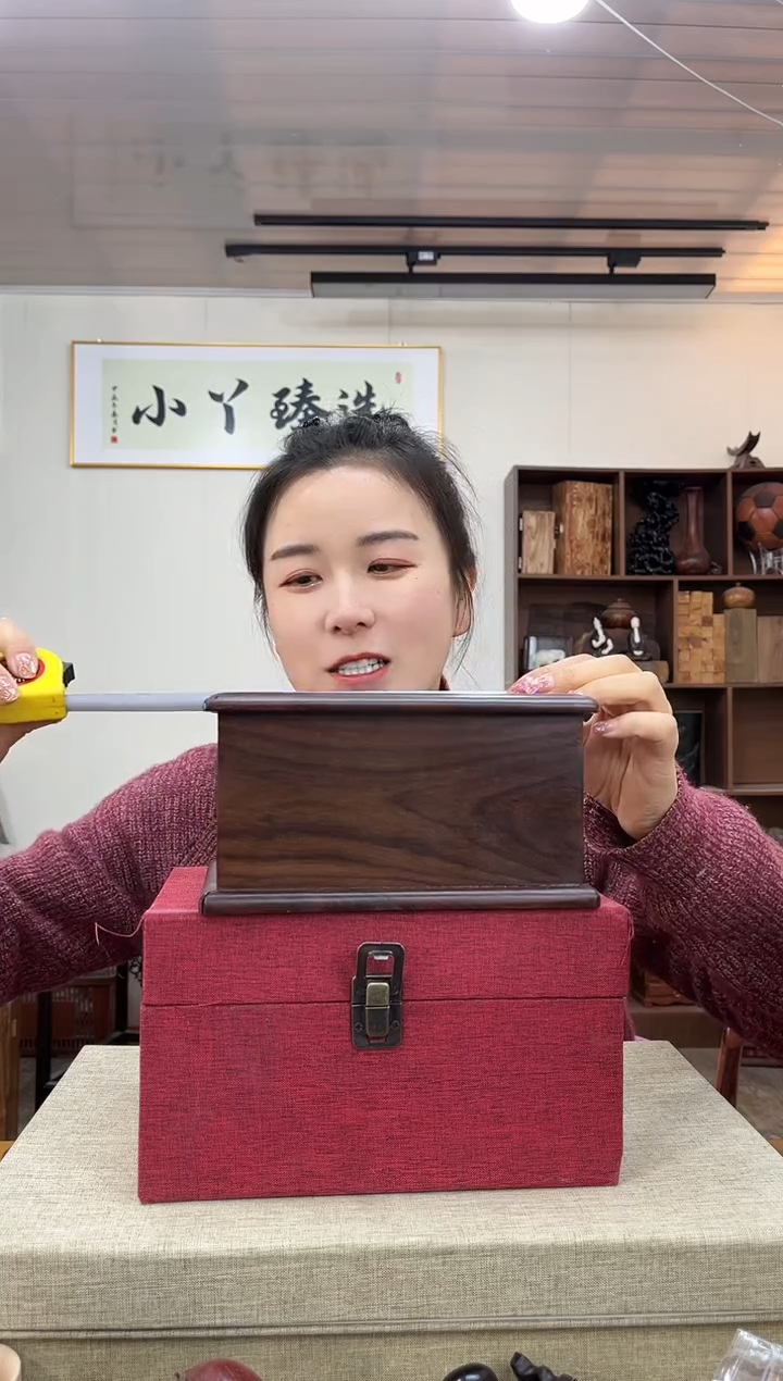 【闪购商品】木0946大红酸枝纸巾盒木木