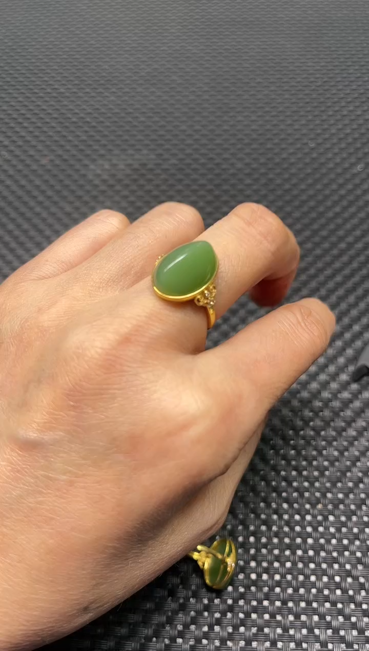【闪购商品】和田玉戒指18K金镶嵌多样性发1件